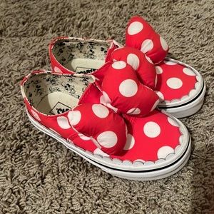 Vans Minnie Mouse bow
